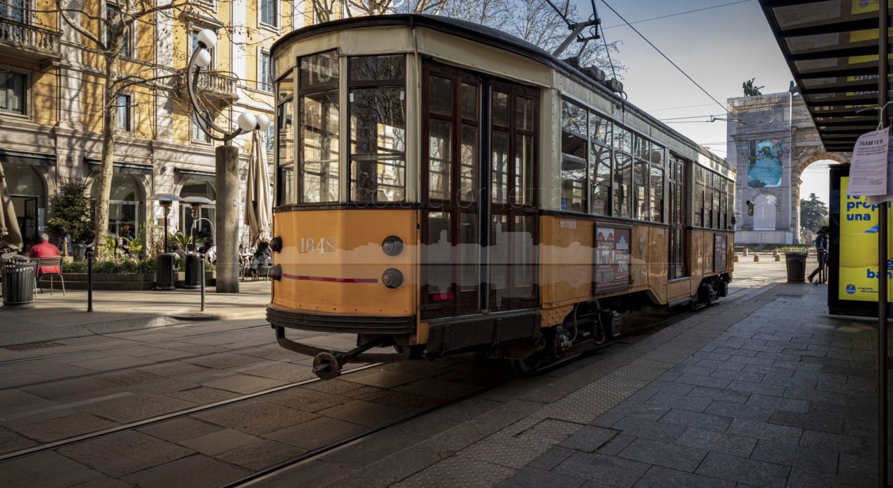 Tram solitario