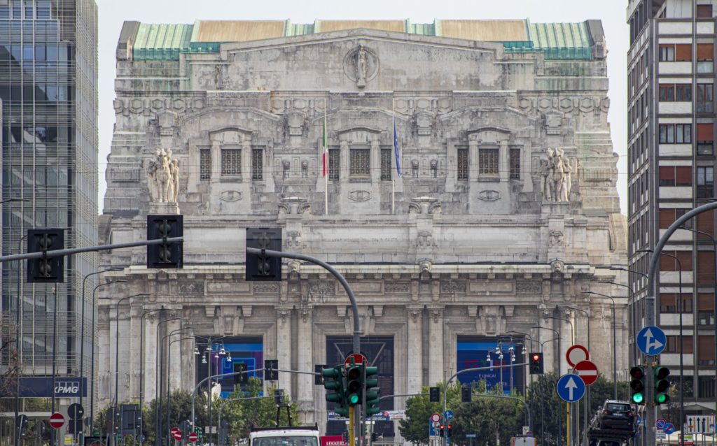 Grim Fandango - Stazione Centrale di Milano